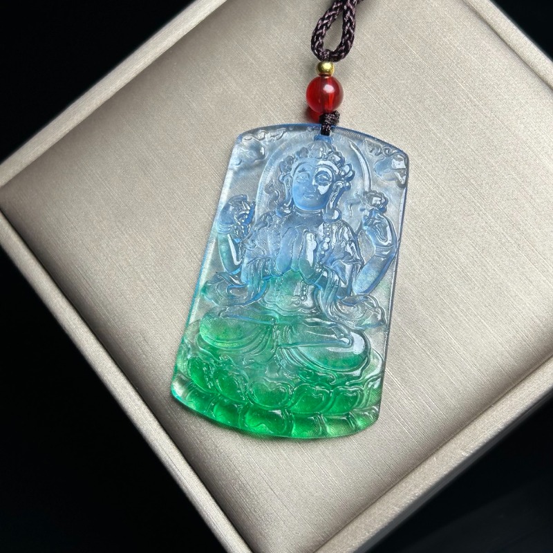 Collar con Colgante de Jade Gu - Ethnic Wear Fashion Brand reseña y precio
