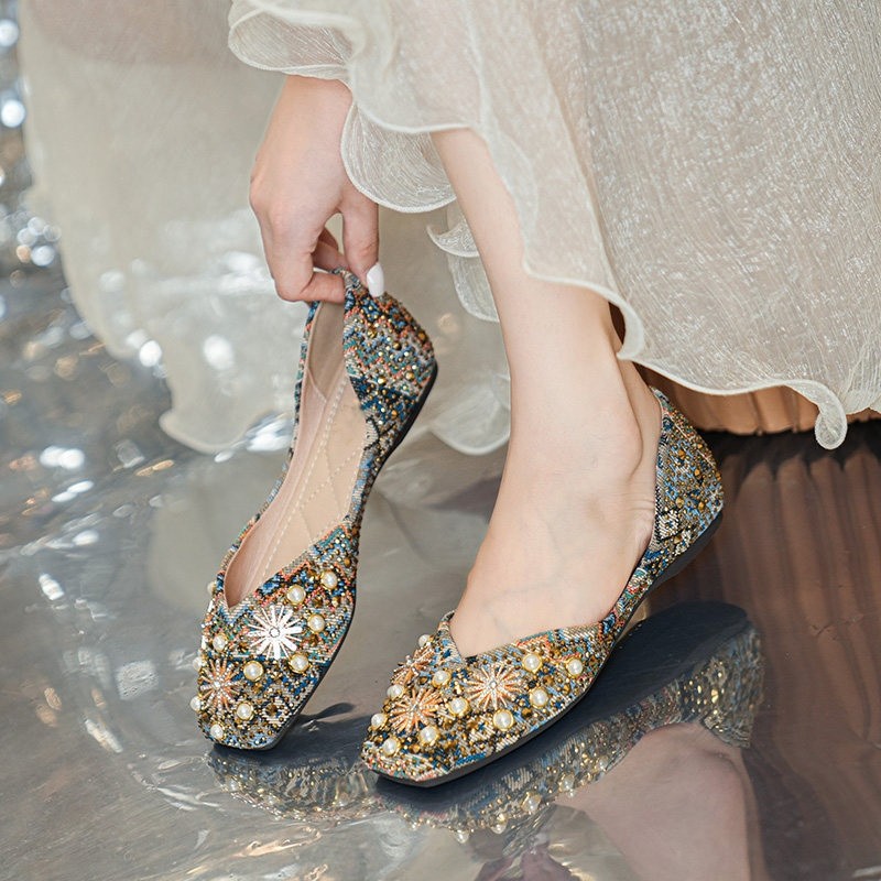 Zapatos Planos Retro Bordados  - Ethnic Fast Fashion reseña y precio